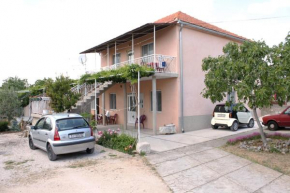 Apartments with a parking space Pirovac, Sibenik - 6278